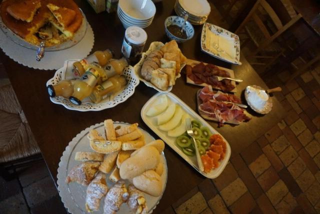 Palazzo De Fabritiis Bed & Breakfast Rosciano  Dış mekan fotoğraf