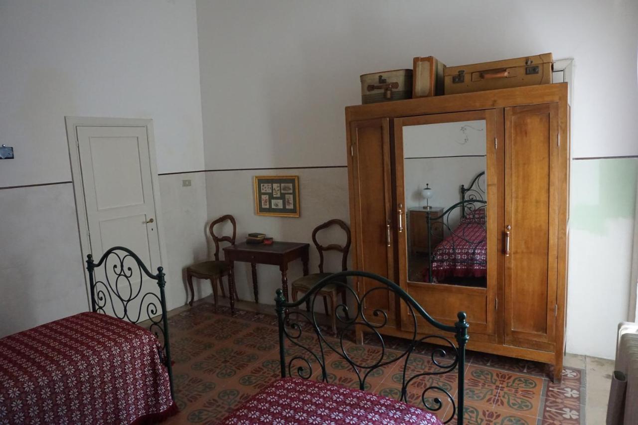 Palazzo De Fabritiis Bed & Breakfast Rosciano  Dış mekan fotoğraf