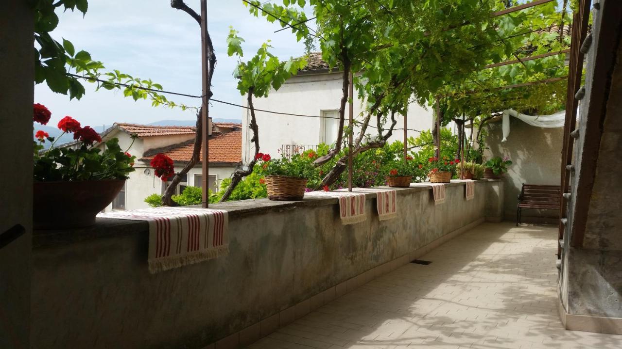 Palazzo De Fabritiis Bed & Breakfast Rosciano  Dış mekan fotoğraf