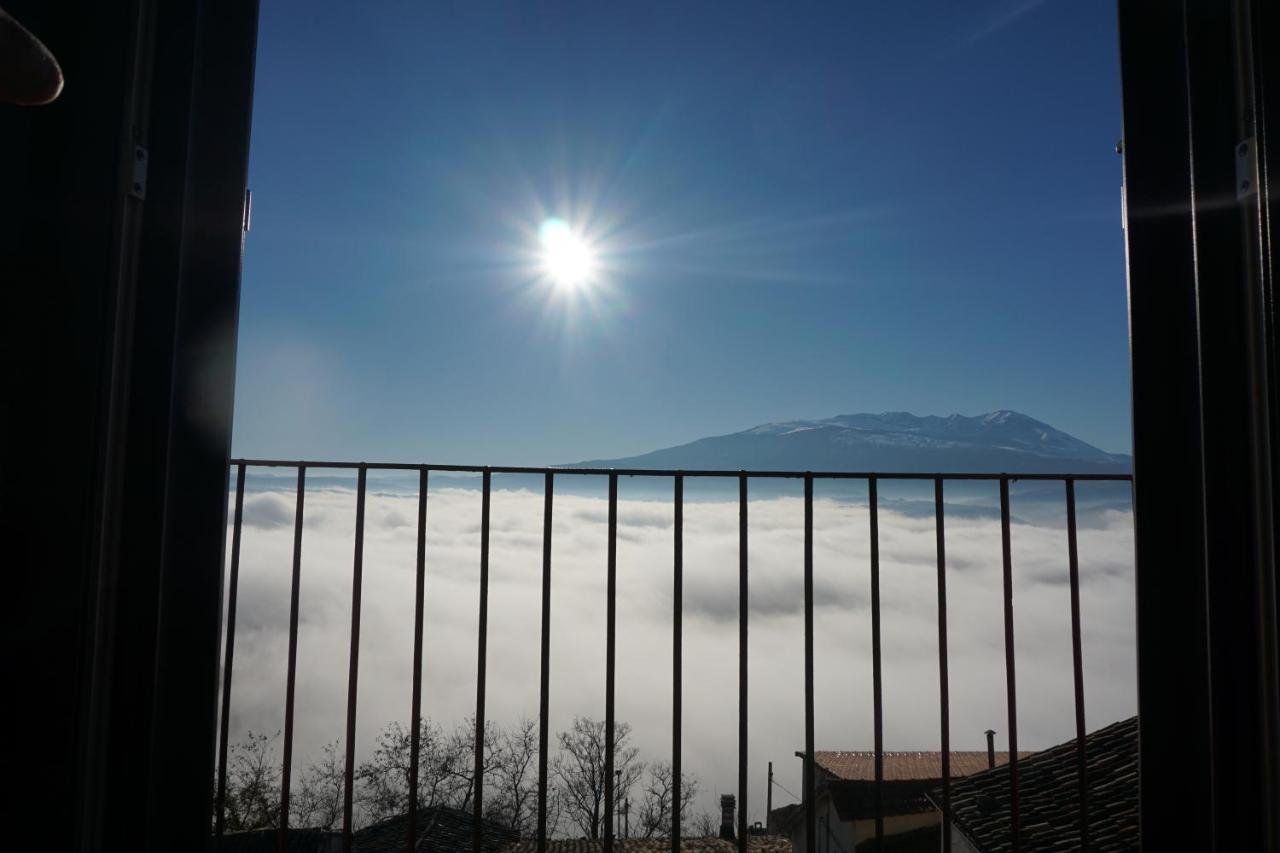 Palazzo De Fabritiis Bed & Breakfast Rosciano  Dış mekan fotoğraf